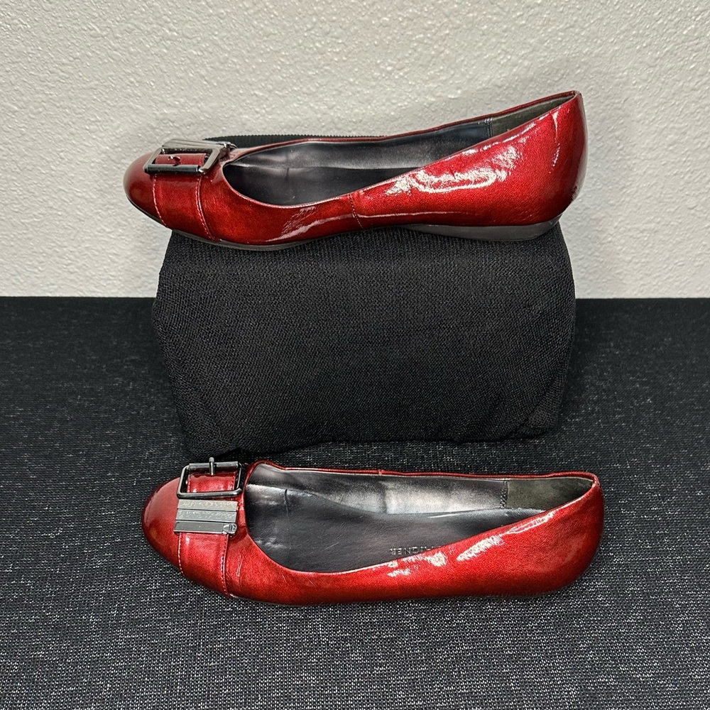 Etienne Aigner E.‎ Zena ballet flat in red patent leather with a buckle accent